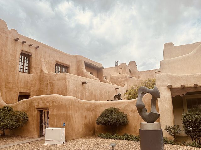 Modern sculpture in Barrio de Analco courtyard