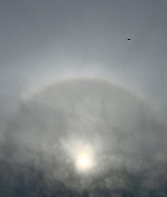 Plane over 22°