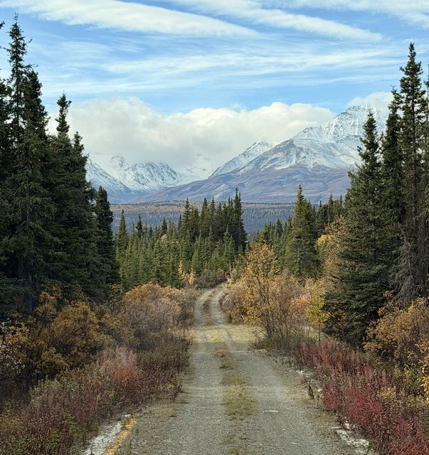 Kloo Lake Autumn Road to Peaks