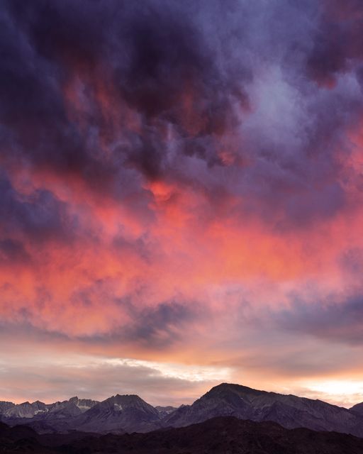 Lee Vining Sunset Over Sierra Peaks